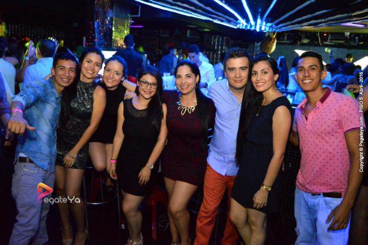 Foto 21 de PISO V - Sabado 2 de abril 2016 en Bar Piso V Bucaramanga, Bucaramanga