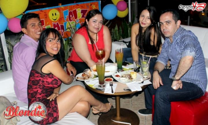 Foto 24 de Blondie - 4to FDS Nov 2014 en Blondie Bar Cali, Cali