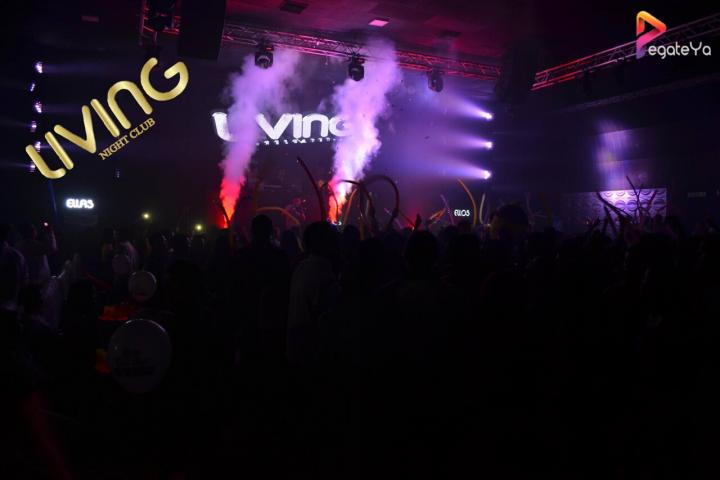 Foto 36 de Living Night Club - 2do fds Mayo 2016 en Living Night Club, Cali