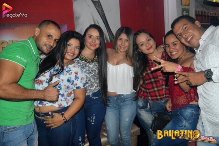 Foto 32 de Bailatino - 1er Fds Junio 2017 en Bailatino - Bar, Cali