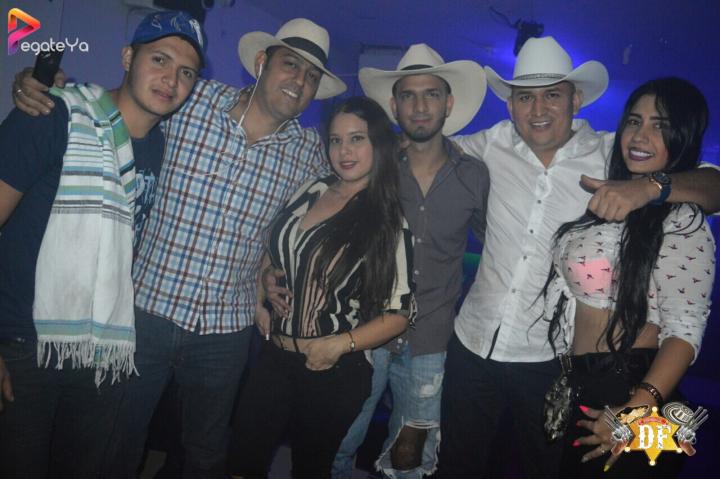 Foto 2 de El DF - 2do FDS Febrero 2017 en El DF Club Discoteca