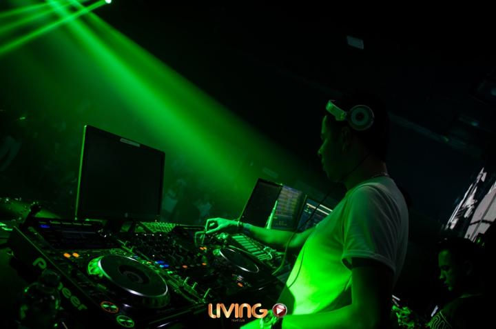 Foto 21 de Living - 2do Fds Febrero 2017 en Living Night Club, Cali