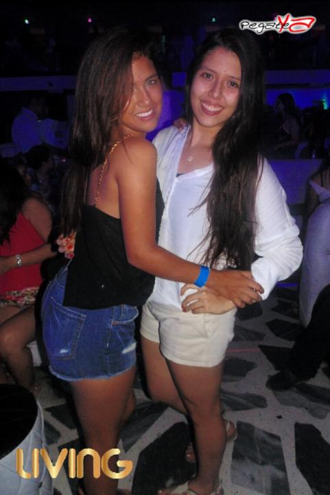 Foto 54 de Living - Amor y Amistad en Living Night Club, Cali