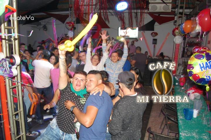 Foto 66 de Cafe mi Tierra - 5to Fds Abril 2016 en Cafe Mi Tierra, Cali