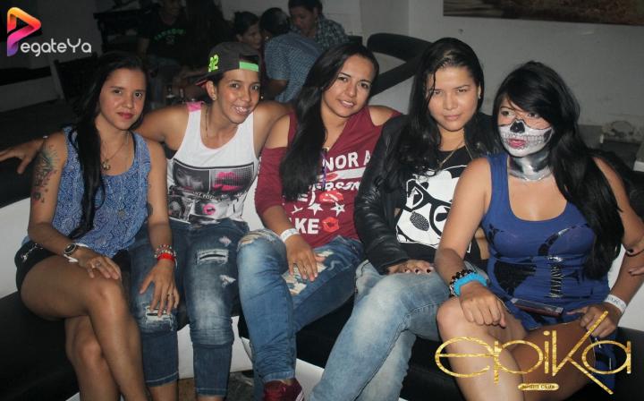 Foto 17 de Epika - Hallowen 2016 en Epika Night Club, Cali