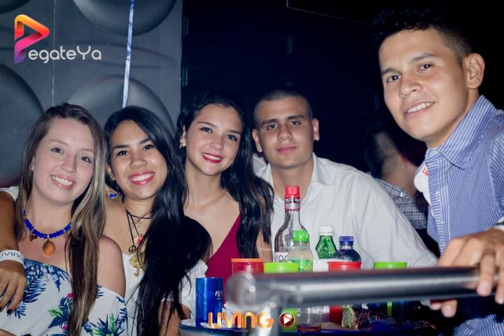 Foto 14 de Living Night Club - 5to fds Junio 2016 en Living Night Club, Cali
