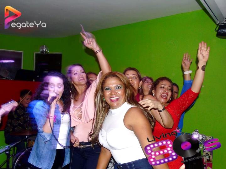 Foto 66 de living 80 - 3er / 4to Mayo 2016 en Living Ochentas Cali, Cali