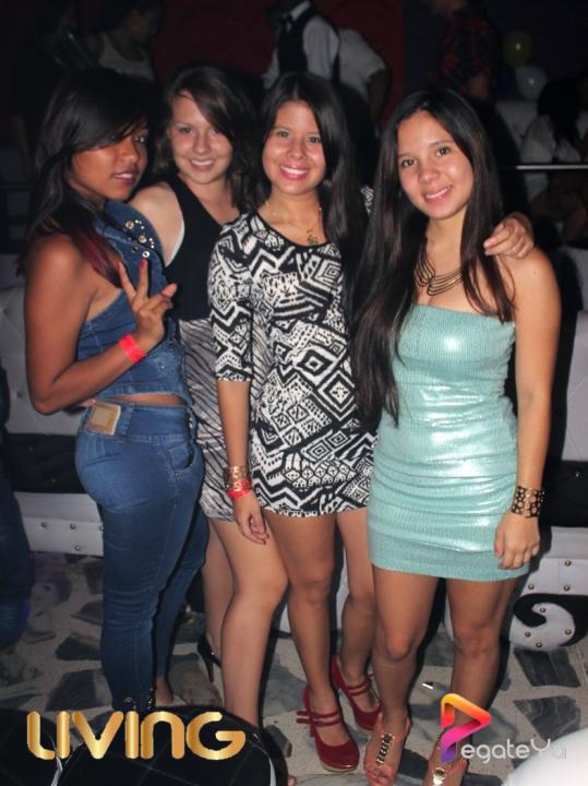 Foto 8 de Living - 1er FDS Febrereo 2015 en Living Night Club, Cali