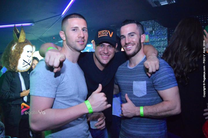 Foto 36 de Piso V - Sabado 9 abril de 2016 en Bar Piso V Bucaramanga, Bucaramanga