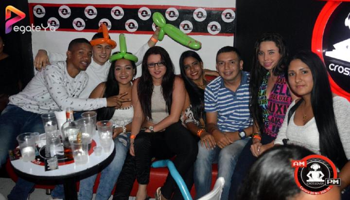 Foto 52 de Ampm Bar - AMOR & AMISTAD 2016 en Am / PM Bar - Cali, Cali
