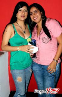 Foto 12 de Junio 08 del 2013 en Babel / Barra Libre Cali, Cali