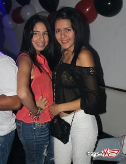 Foto 24 de Noviembre 30 del 2013 en Babel / Barra Libre Cali, Cali