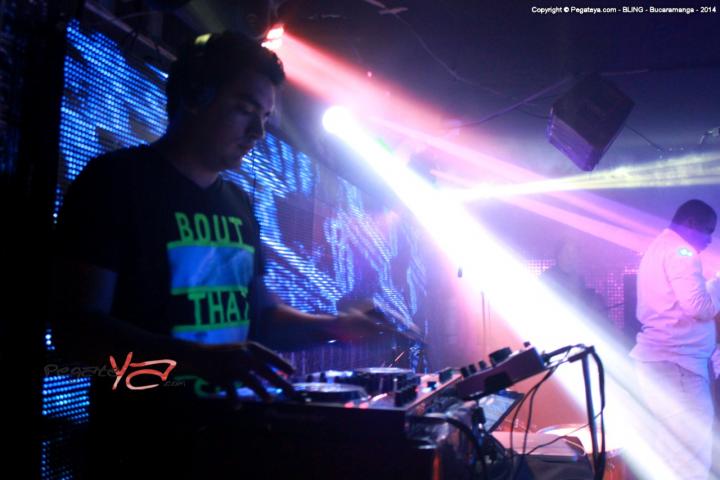 Foto 21 de Discoteca Bling- 13 de Junio de 2014 en Bar Bling Bucaramanga, Bucaramanga