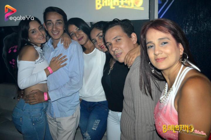 Foto 50 de Bailatino - 1er & 4to Fds Oct 2016 en Bailatino - Bar, Cali