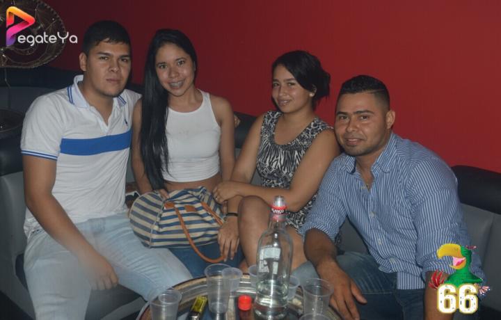 Foto 21 de La lora Bar - 2do Fds Mayo 2016 en La Lora Bar, Cali