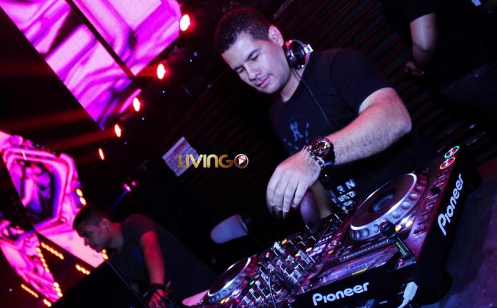 Foto 13 de Living - 4to Fds Marzo 2017 en Living Night Club, Cali