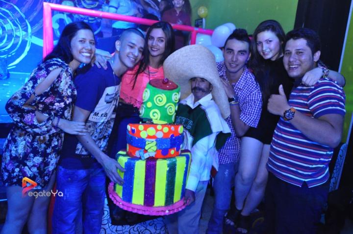 Foto 20 de El Manicomio sábado 09 de mayo 2015 en Discoteca El Manicomio Bucaramanga, Bucaramanga