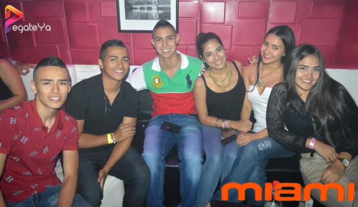 Foto 30 de Miami Bar Cali 2016-03-09 en Miami Bar Cali, Cali