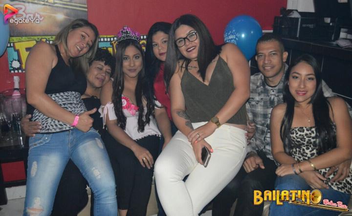 Foto 43 de Bailatino - 5to Fds Julio 2017 en Bailatino - Bar, Cali