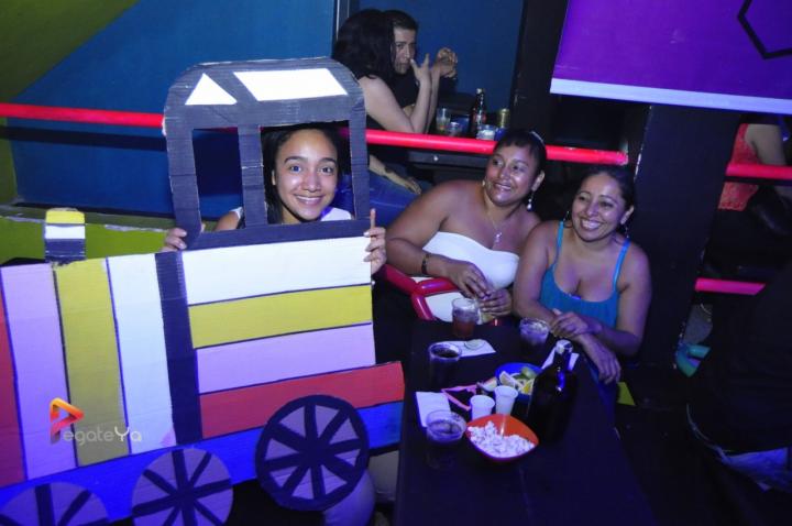 Foto 39 de El manicomio sábado 18 de abril 2015 en Discoteca El Manicomio Bucaramanga, Bucaramanga