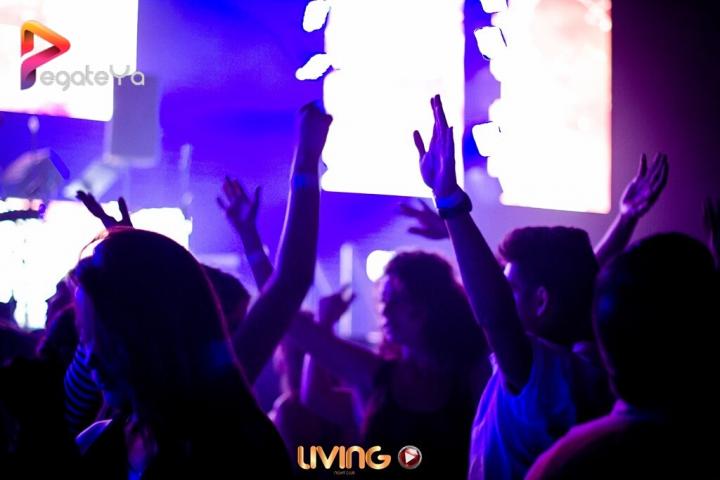 Foto 33 de Living Night Club - 3er fds Junio 2016 en Living Night Club, Cali