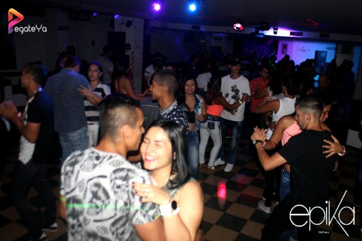 Foto 36 de Epika Night Club - 3er FDS Febrero 2016 en Epika Night Club, Cali