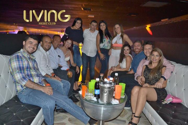 Foto 42 de Living Night Club - 3er Aniversario 2016 en Living Night Club, Cali