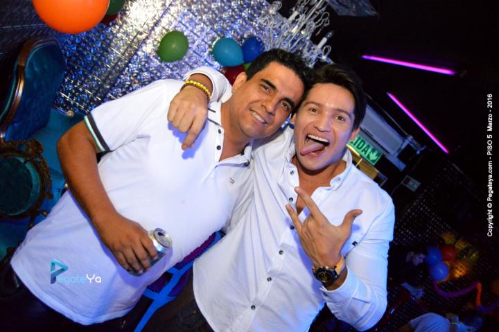 Foto 129 de PISO V - 12 marzo 2016 en Bar Piso V Bucaramanga, Bucaramanga