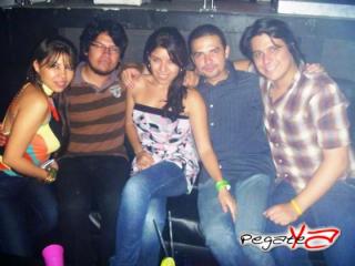 Foto 12 de Abril 14 del 2012 en Babel / Barra Libre Cali, Cali