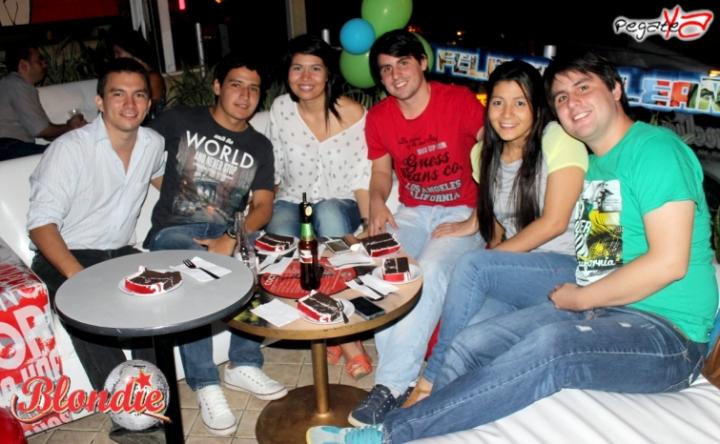 Foto 25 de Blondie - 4to FDS Nov 2014 en Blondie Bar Cali, Cali