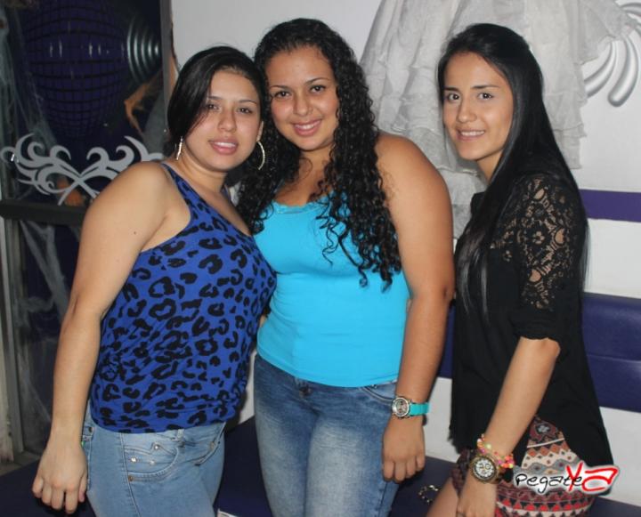 Foto 6 de Ahma Bar - 1er FDS Nov 2014 en Ahma Cali, Cali