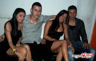 Foto 6 de Diciembre 01 del 2012 en Babel / Barra Libre Cali, Cali