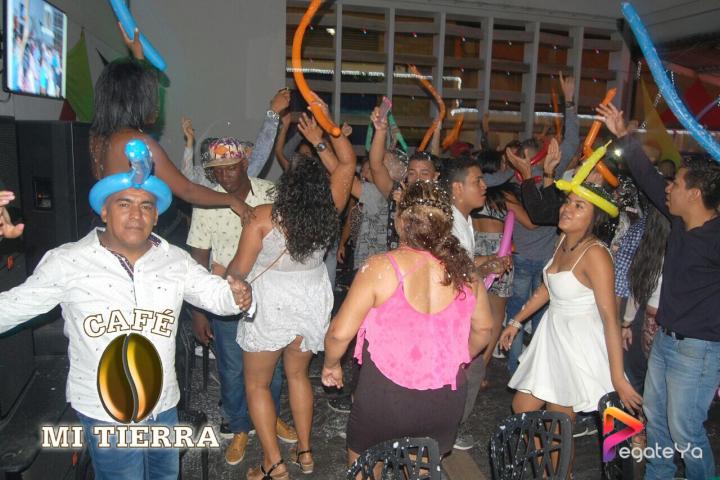 Foto 30 de Cafe Mi Tierra - 2do Fds Abril 2016 en Cafe Mi Tierra, Cali