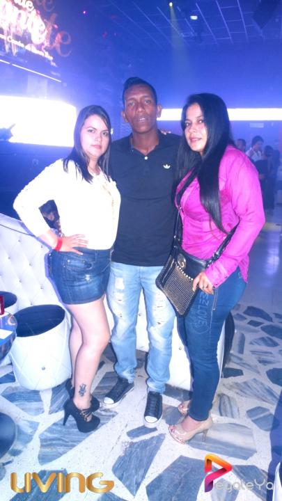 Foto 56 de Living - 2do FDS Abril 2015 en Living Night Club, Cali