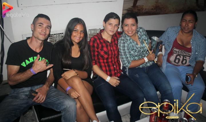 Foto 18 de Epika - Hallowen 2016 en Epika Night Club, Cali