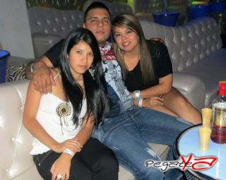 Foto 48 de Dubai Night Club - el Charrito Negro en Dubai Night Club