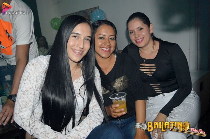 Foto 23 de Bailatino - 1er / 2do Fds Sept. 2017 en Bailatino - Bar, Cali