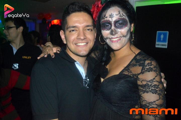 Foto 54 de Miami - Halloween 2015 en Miami Bar Cali, Cali
