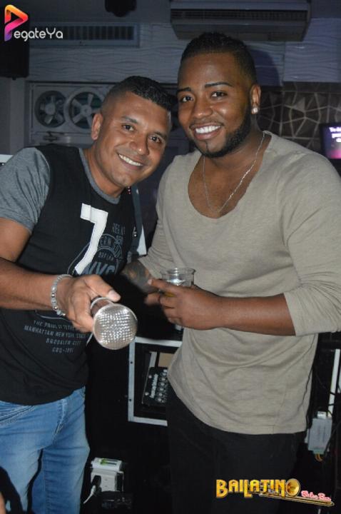 Foto 17 de Bailatino - 1er / 2do Fds Enero 2017 en Bailatino - Bar, Cali