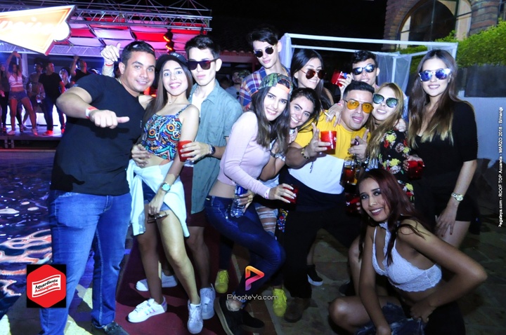 Foto 148 de The Roof Top Acuarela – 2018 en Fiestas Colombia, Medellín