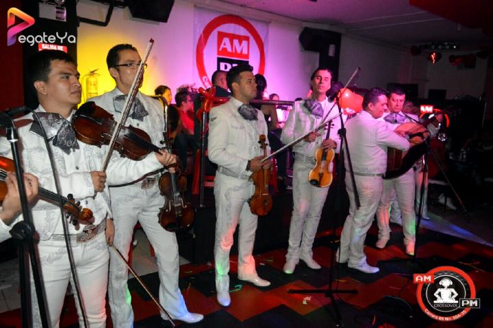 Foto 53 de Ampm Bar - AMOR & AMISTAD 2016 en Am / PM Bar - Cali, Cali