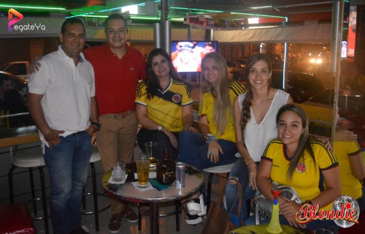 Foto 4 de Blondie - 4to FDS Junio 2015 en Blondie Bar Cali, Cali