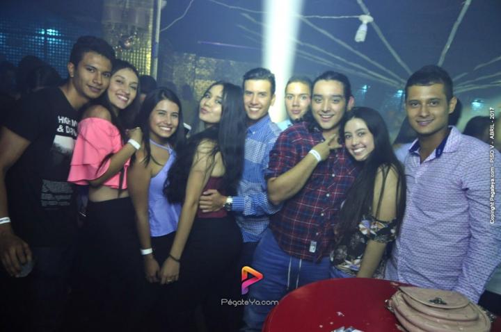 Foto 43 de PISO V - Sabado 8 de abril de 2017 en Bar Piso V Bucaramanga, Bucaramanga