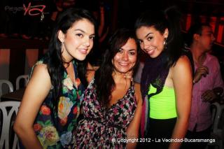 Foto 5 de Viernes 17 de Agosto de 2012 en Discoteca La Vecindad Bucaramanga, Bucaramanga