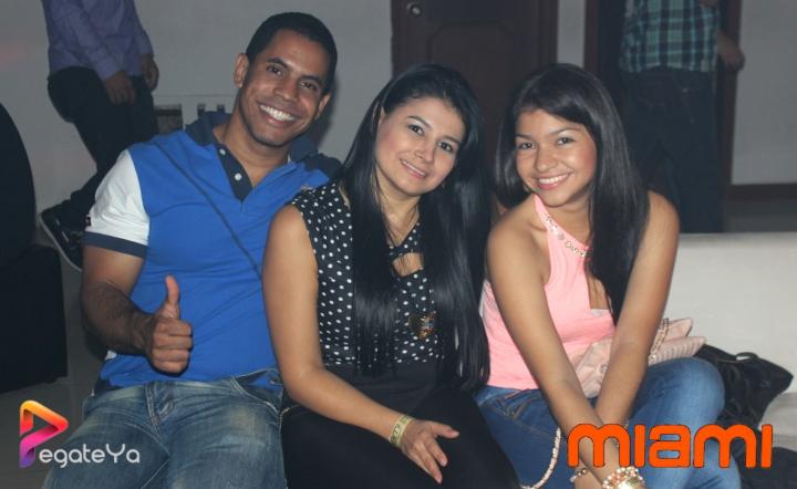 Foto 10 de Miami Bar - 1er FDS Febrero 2015 en Miami Bar Cali, Cali