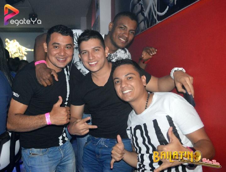 Foto 46 de Bailatino - AMOR & AMISTAD 2016 en Bailatino - Bar, Cali