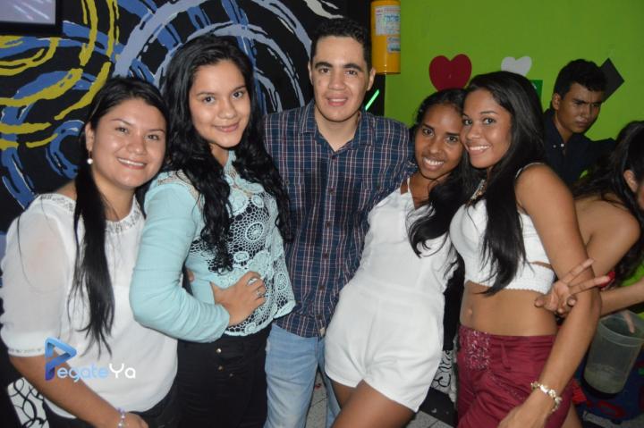 Foto 9 de El manicomio sabado 7 de marzo de 2015 en Discoteca El Manicomio Bucaramanga, Bucaramanga