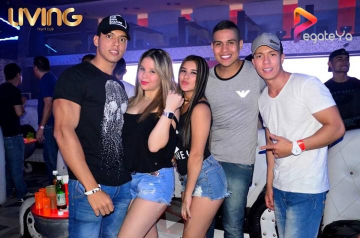 Foto 17 de Living Night Club - 2do/3er fds Junio en Living Night Club, Cali