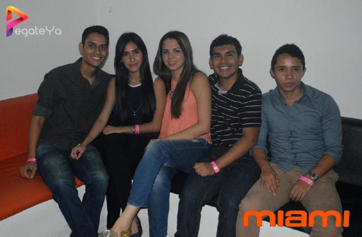 Foto 31 de Miami Bar - Amor & Amistad 2016 en Miami Bar Cali, Cali