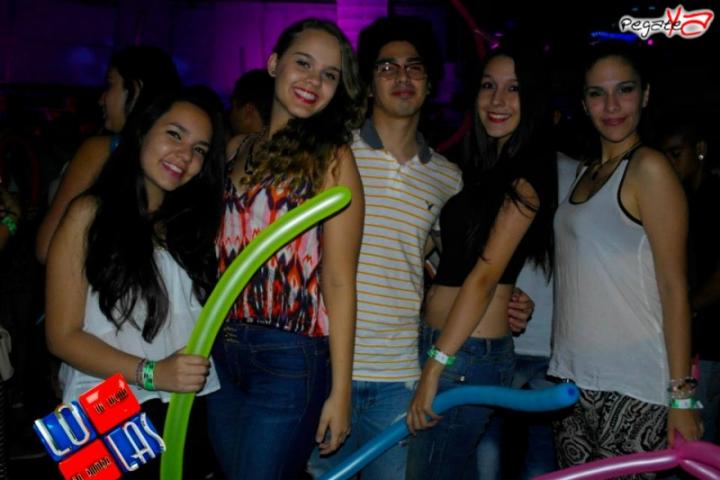Foto 112 de Lolas Club - 4to FDS Nov 2014 en Lolas Club Menga Cali, Cali